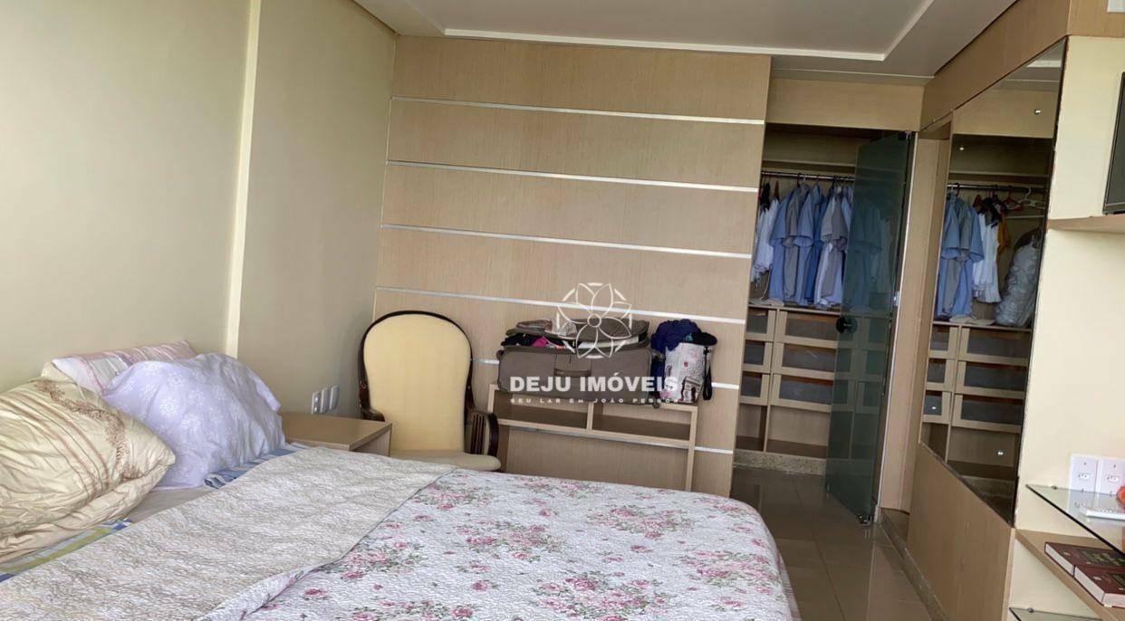 Apartamento à venda com 3 quartos, 275m² - Foto 1