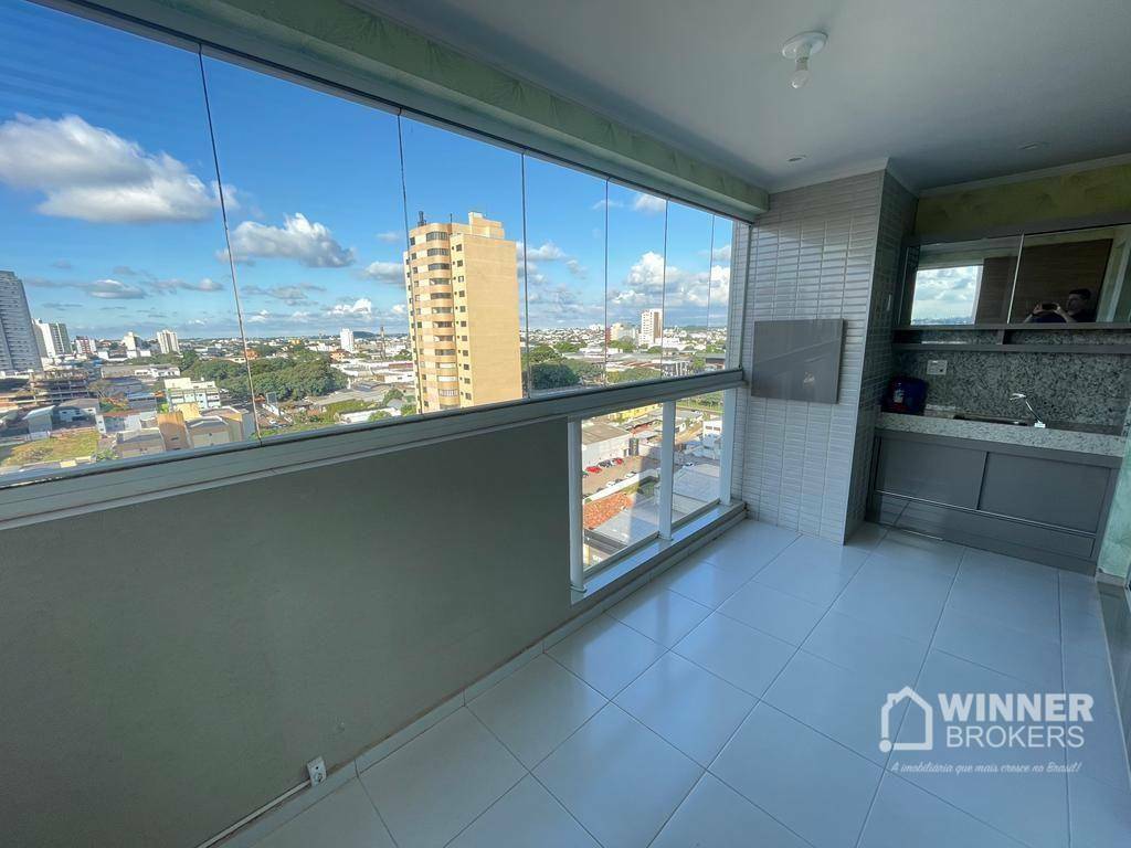 Apartamento à venda com 3 quartos, 178m² - Foto 2