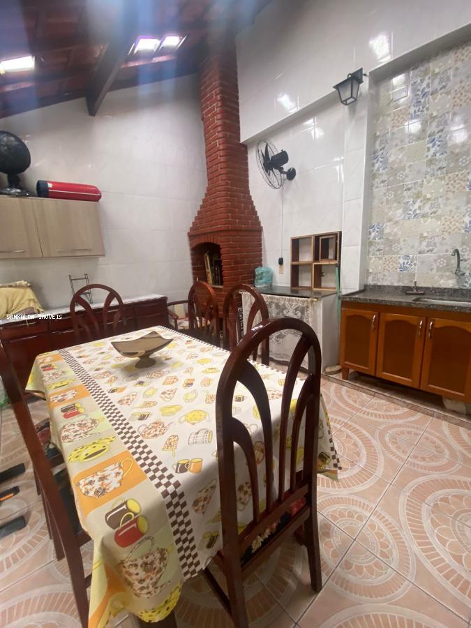 Casa à venda com 2 quartos, 75m² - Foto 1