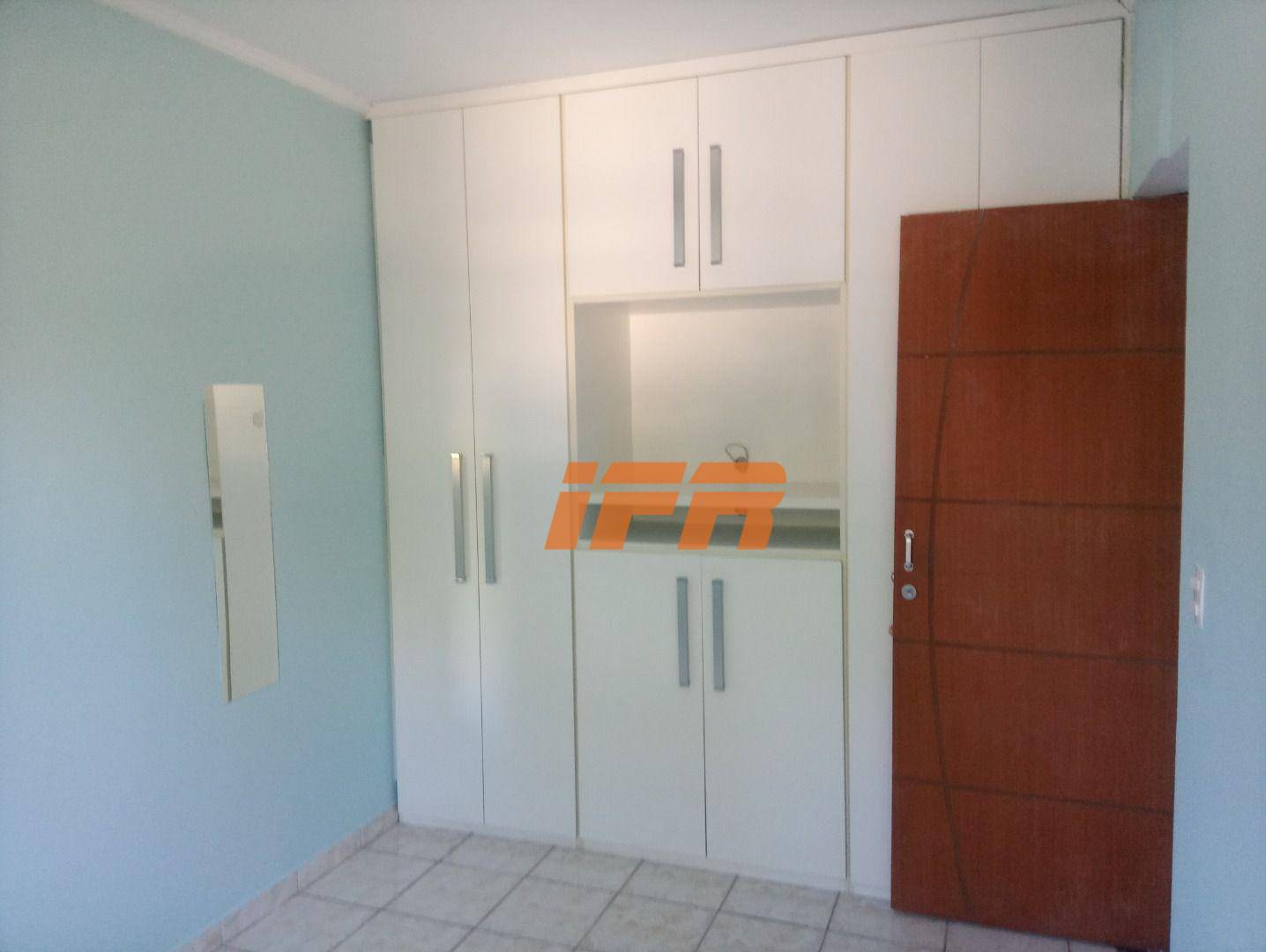 Apartamento à venda com 2 quartos, 60m² - Foto 12