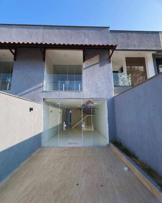 Casa à venda com 2 quartos, 113m² - Foto 1