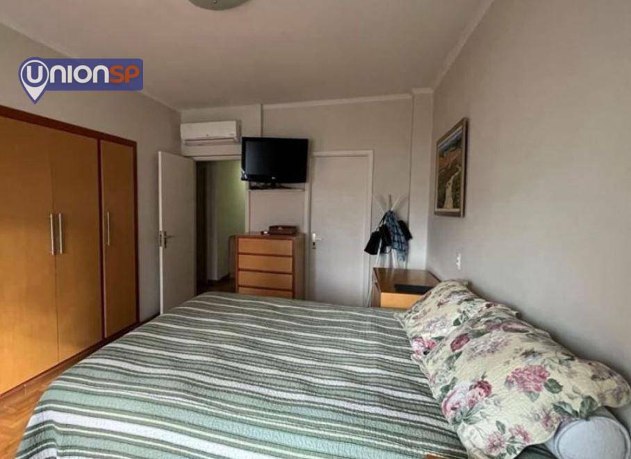 Apartamento à venda com 3 quartos, 189m² - Foto 3