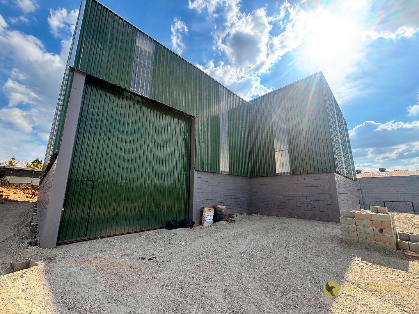 Depósito-Galpão-Armazém para alugar, 800m² - Foto 1