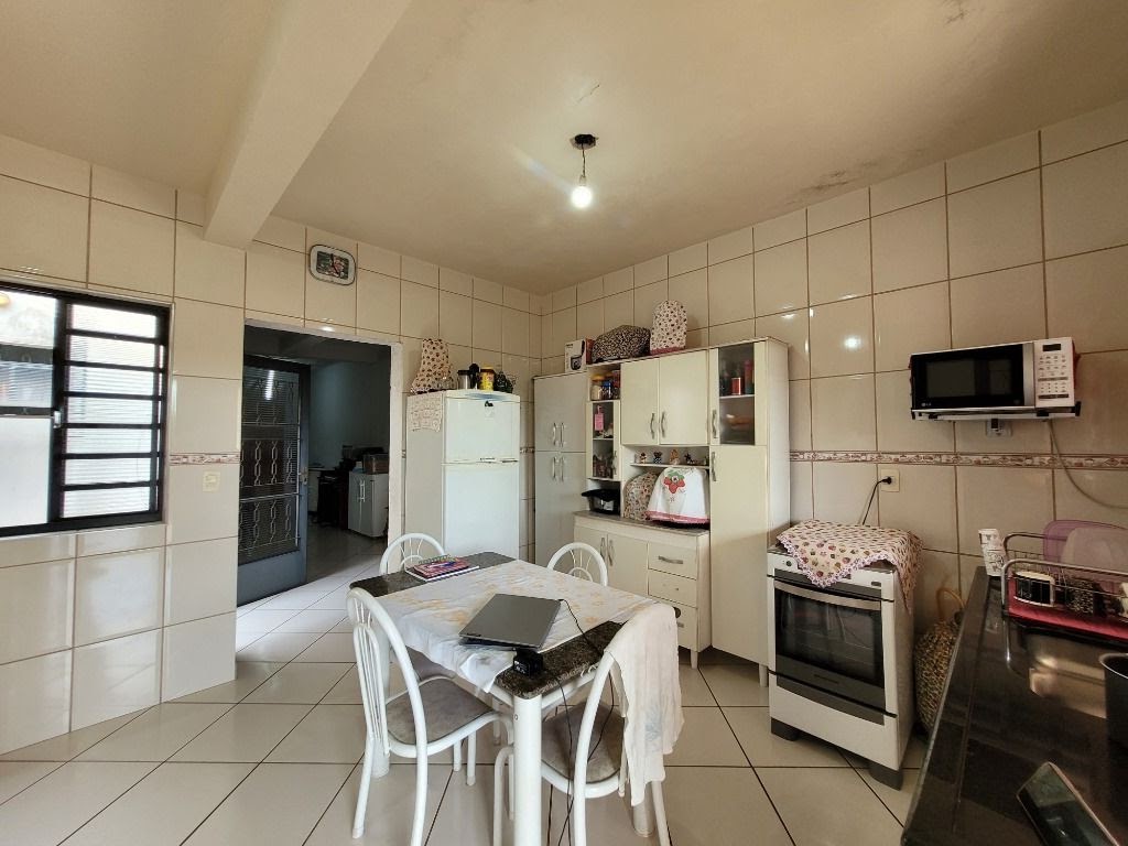 Casa à venda com 1 quarto, 154m² - Foto 5