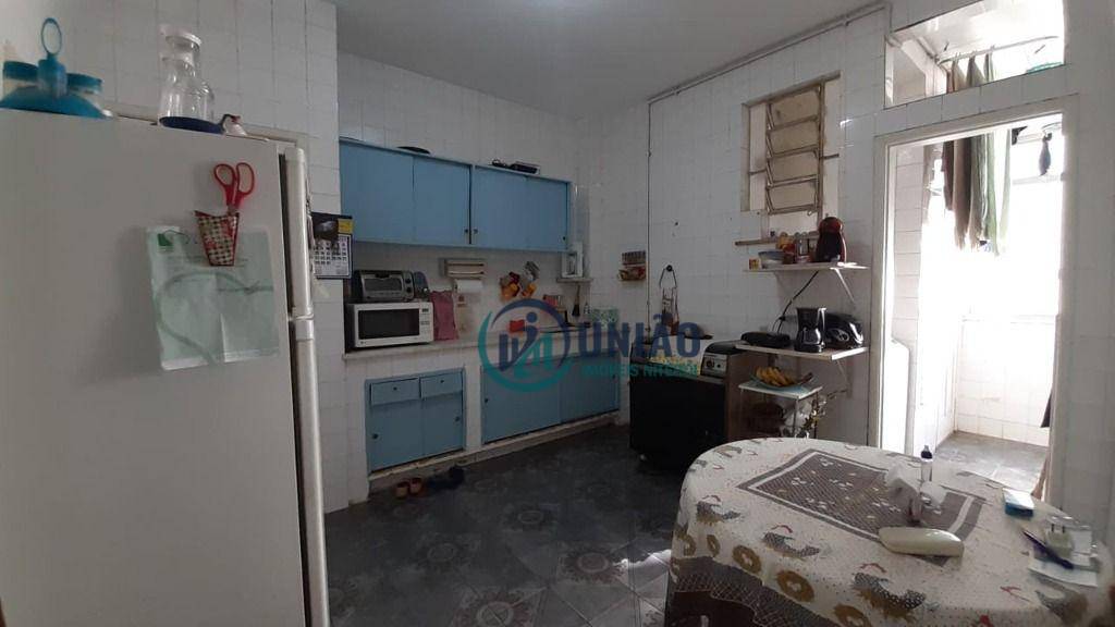 Apartamento à venda com 3 quartos, 100m² - Foto 13