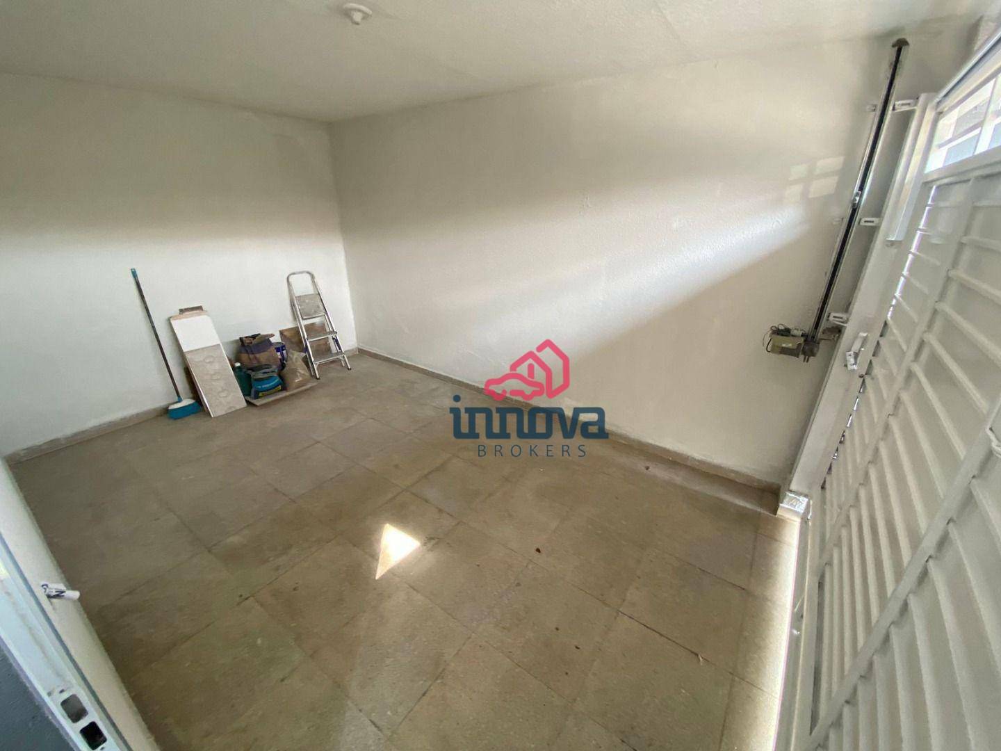 Sobrado à venda e aluguel com 2 quartos, 120m² - Foto 2