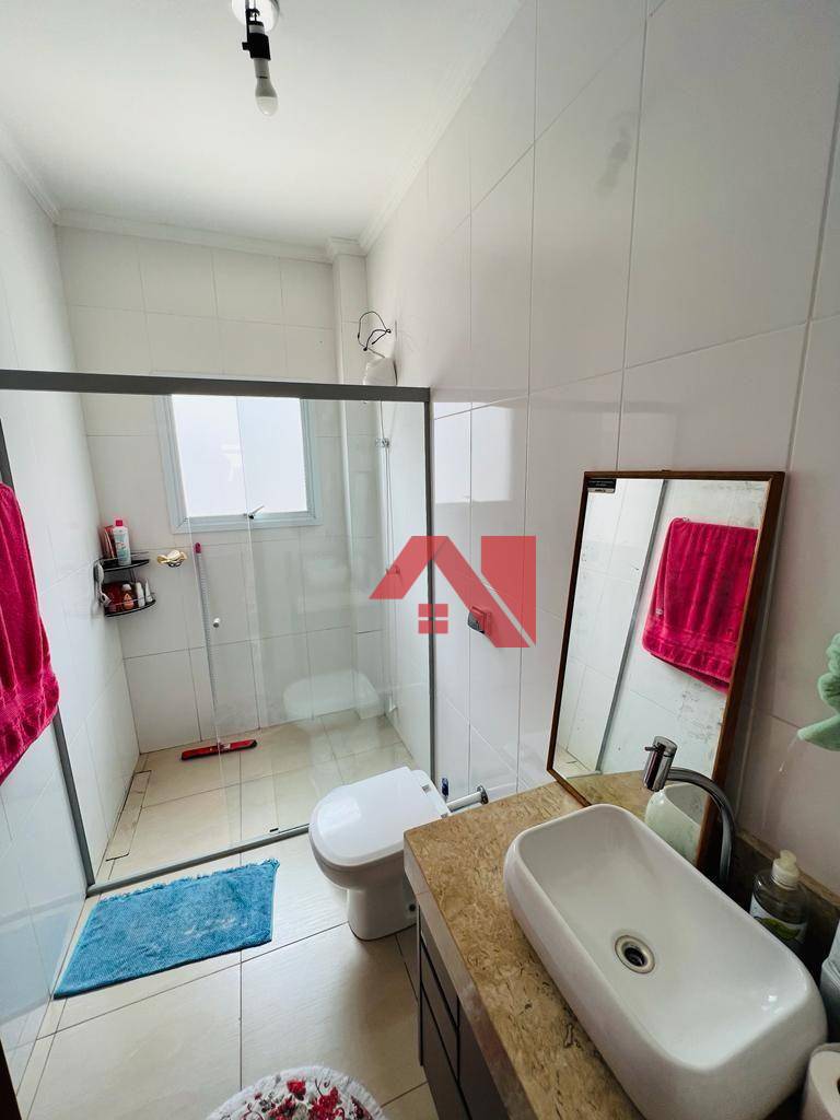 Casa à venda com 3 quartos, 180m² - Foto 9