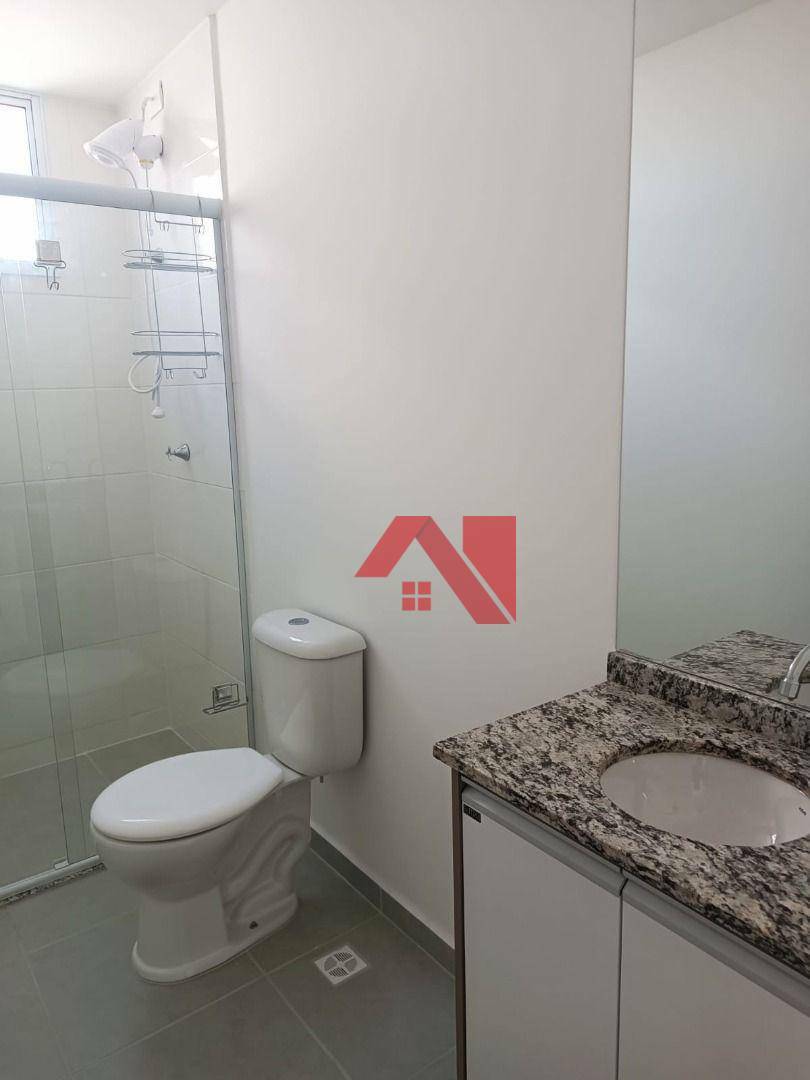 Apartamento para alugar com 2 quartos, 55m² - Foto 4