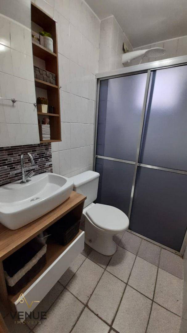 Apartamento à venda com 2 quartos, 56m² - Foto 15