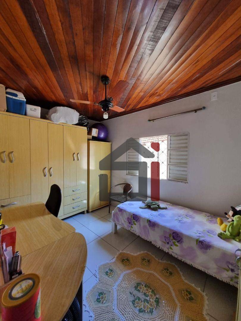 Casa à venda com 3 quartos, 200M2 - Foto 5