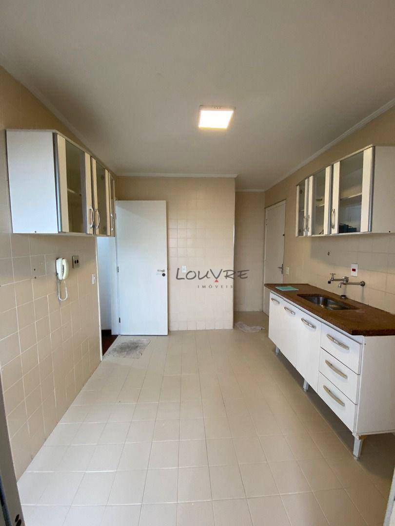 Apartamento para alugar com 3 quartos, 93m² - Foto 19