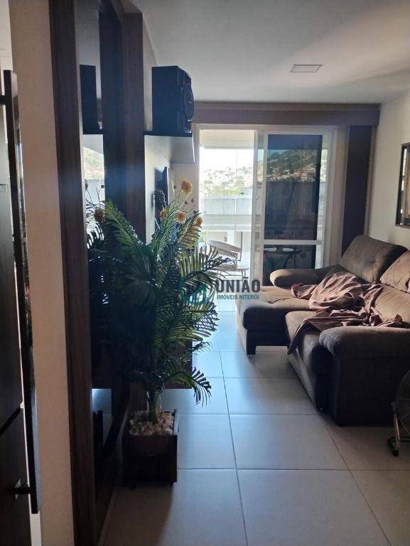 Apartamento à venda com 3 quartos, 73m² - Foto 3