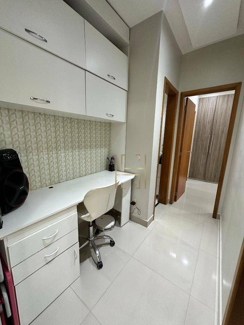 Apartamento à venda com 2 quartos, 67m² - Foto 17