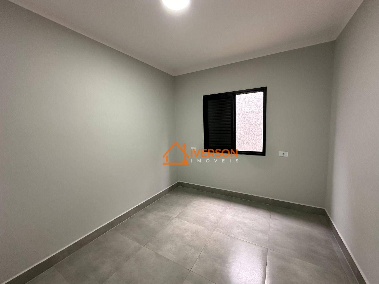 Casa à venda com 2 quartos, 89m² - Foto 12