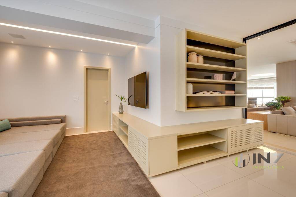 Apartamento à venda com 4 quartos, 411m² - Foto 19