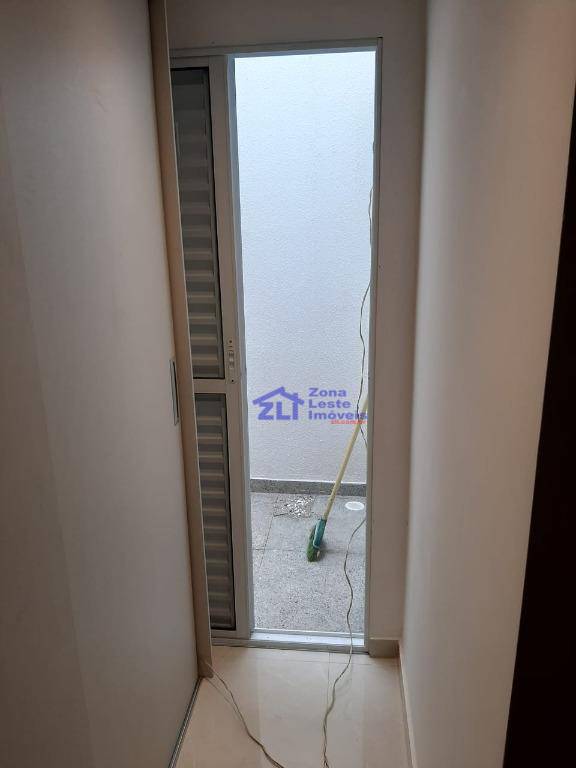 Apartamento para alugar com 2 quartos, 42m² - Foto 15