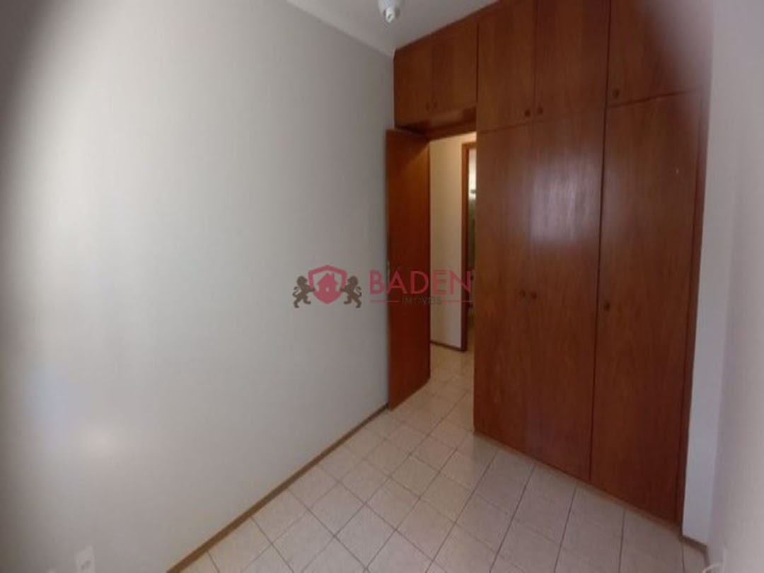 Apartamento à venda com 3 quartos, 110m² - Foto 11