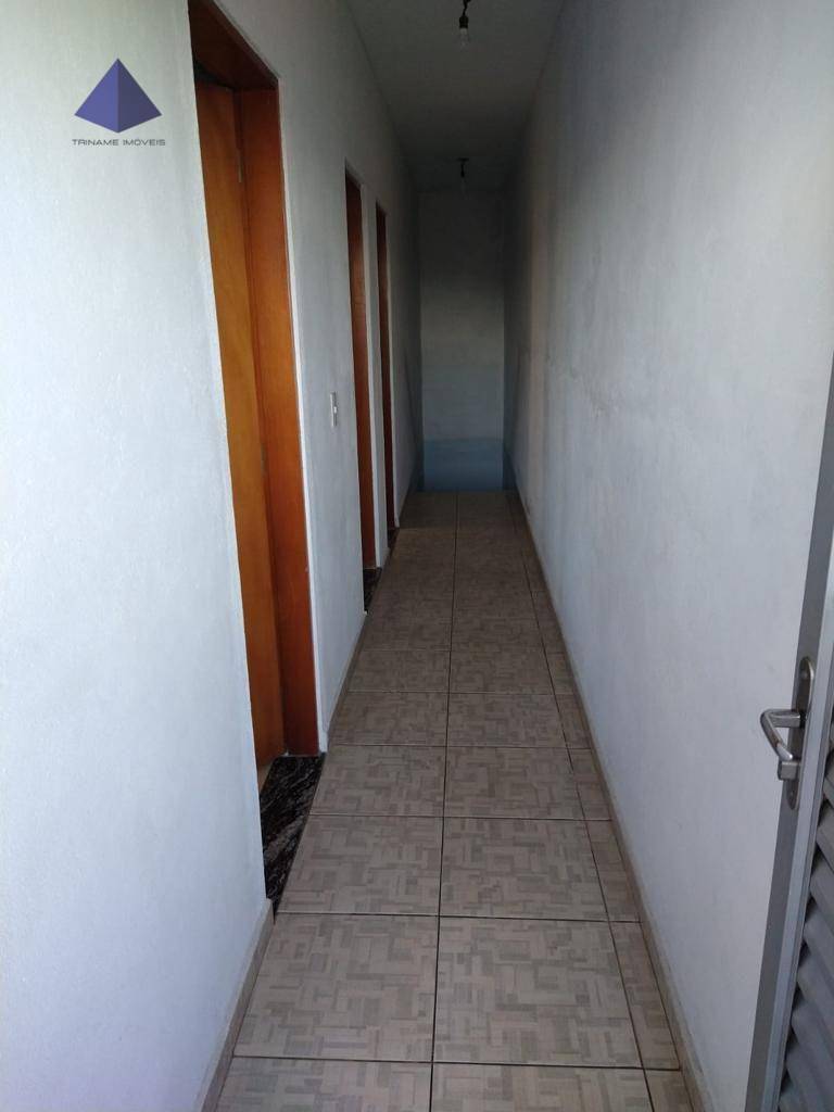 Sobrado à venda com 2 quartos, 211m² - Foto 13