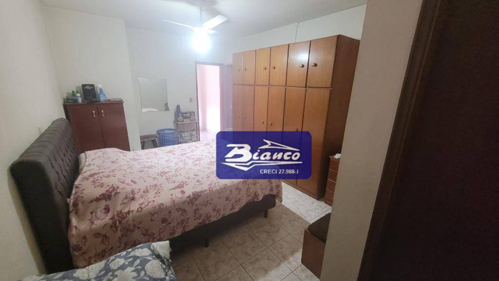 Sobrado à venda com 3 quartos, 187m² - Foto 5