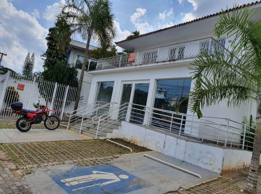 Prédio Inteiro para alugar com 5 quartos, 556m² - Foto 14