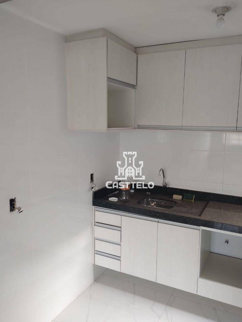 Apartamento à venda com 2 quartos, 45m² - Foto 4