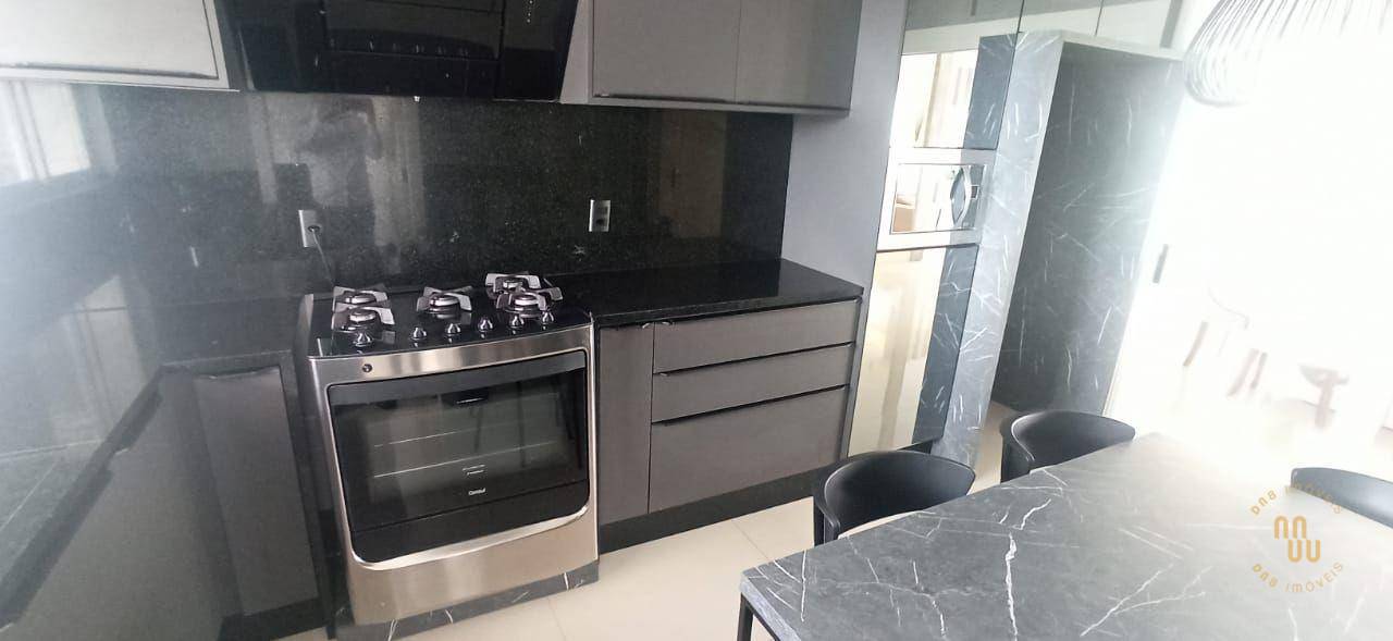 Apartamento à venda com 4 quartos, 167m² - Foto 6