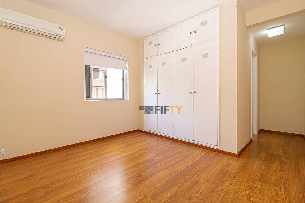 Apartamento à venda com 3 quartos, 128m² - Foto 22