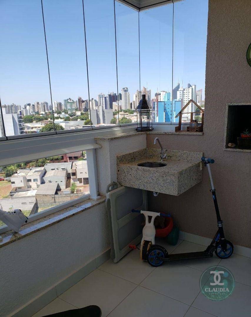 Apartamento à venda com 3 quartos, 204m² - Foto 9