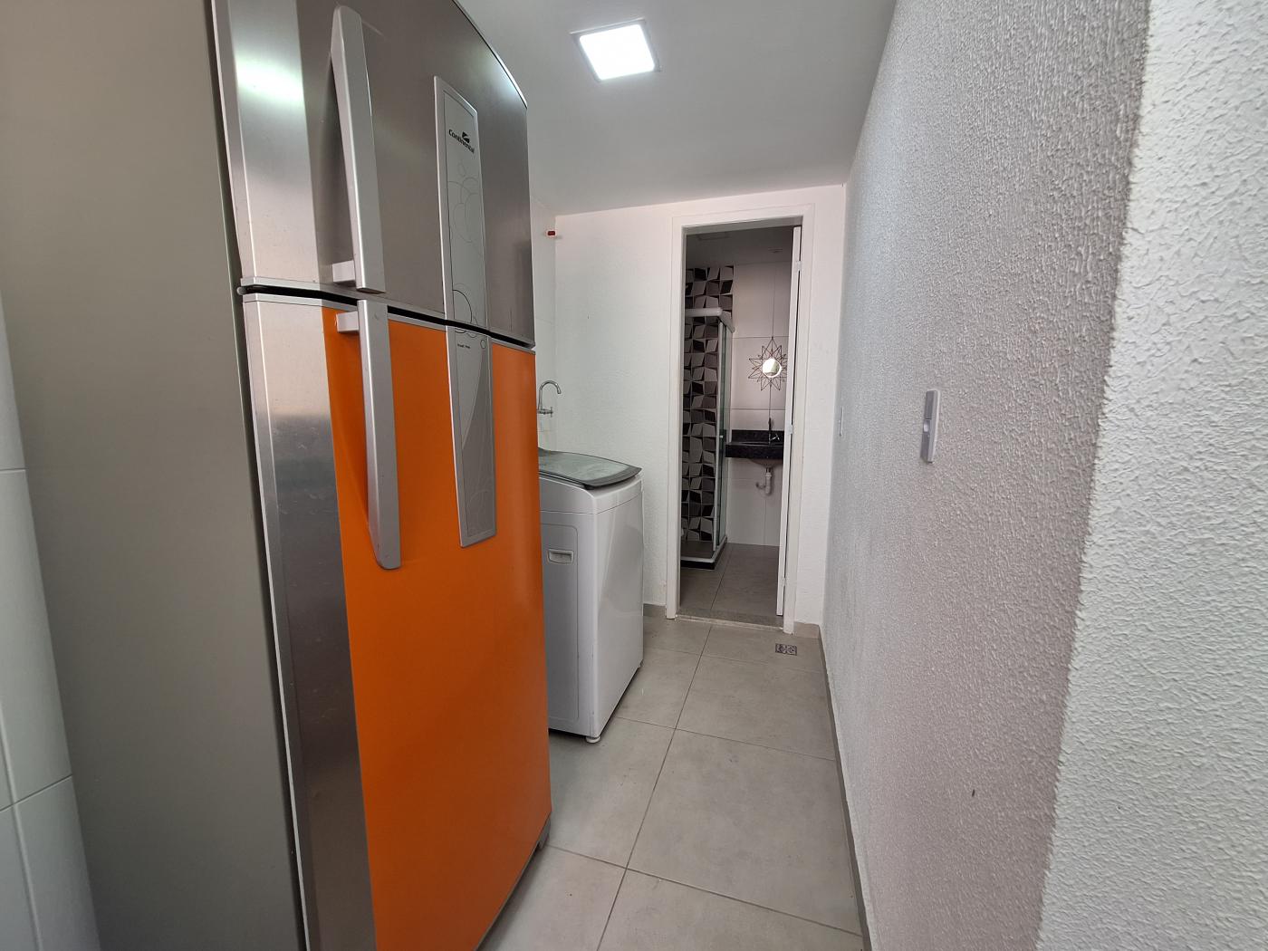 Apartamento para alugar com 1 quarto, 55m² - Foto 2