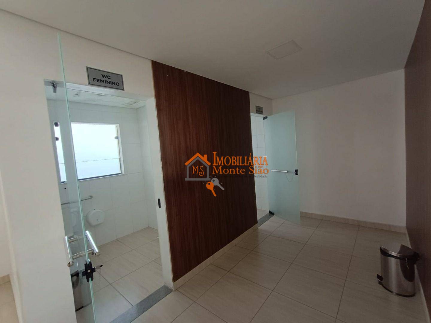 Apartamento à venda com 2 quartos, 40m² - Foto 20