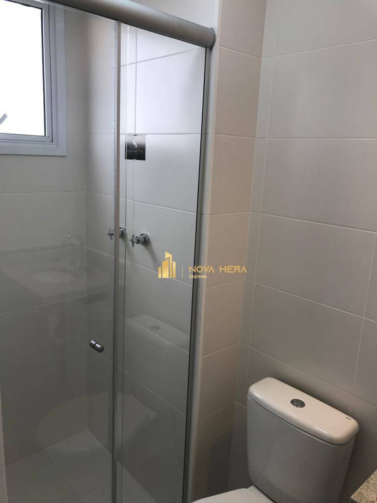 Apartamento para alugar com 2 quartos, 60m² - Foto 13