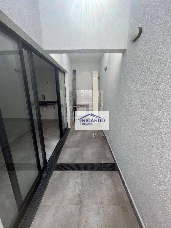 Sobrado à venda com 3 quartos, 110m² - Foto 8