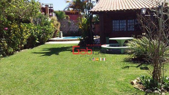 Casa de Condomínio à venda com 5 quartos, 131m² - Foto 2