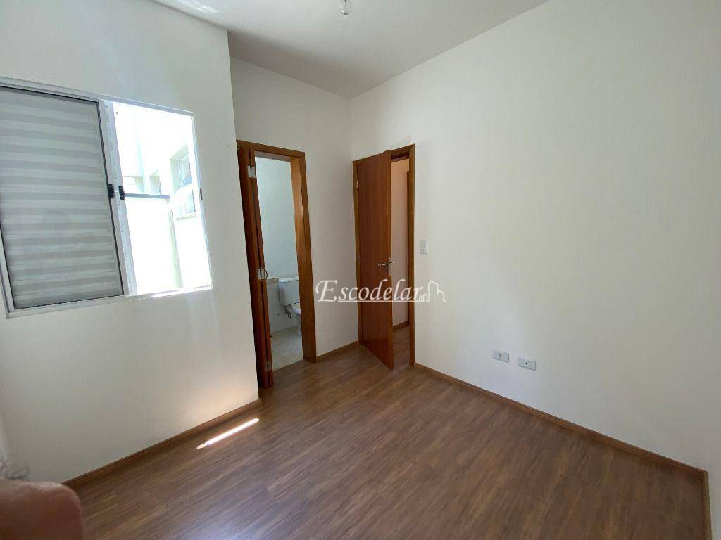 Casa para alugar com 2 quartos, 75m² - Foto 8