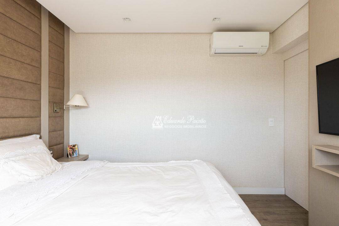 Apartamento à venda com 3 quartos, 154m² - Foto 19