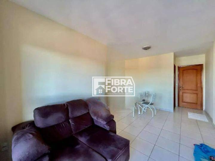 Apartamento à venda com 3 quartos, 77m² - Foto 4