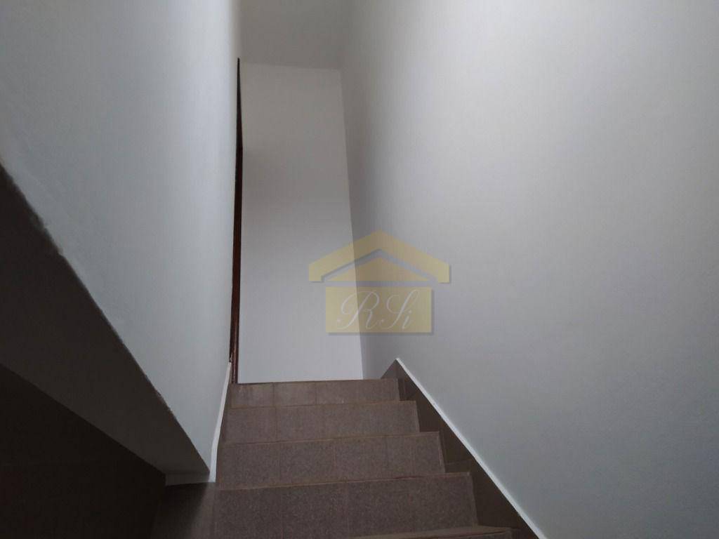 Sobrado à venda com 3 quartos, 300M2 - Foto 19