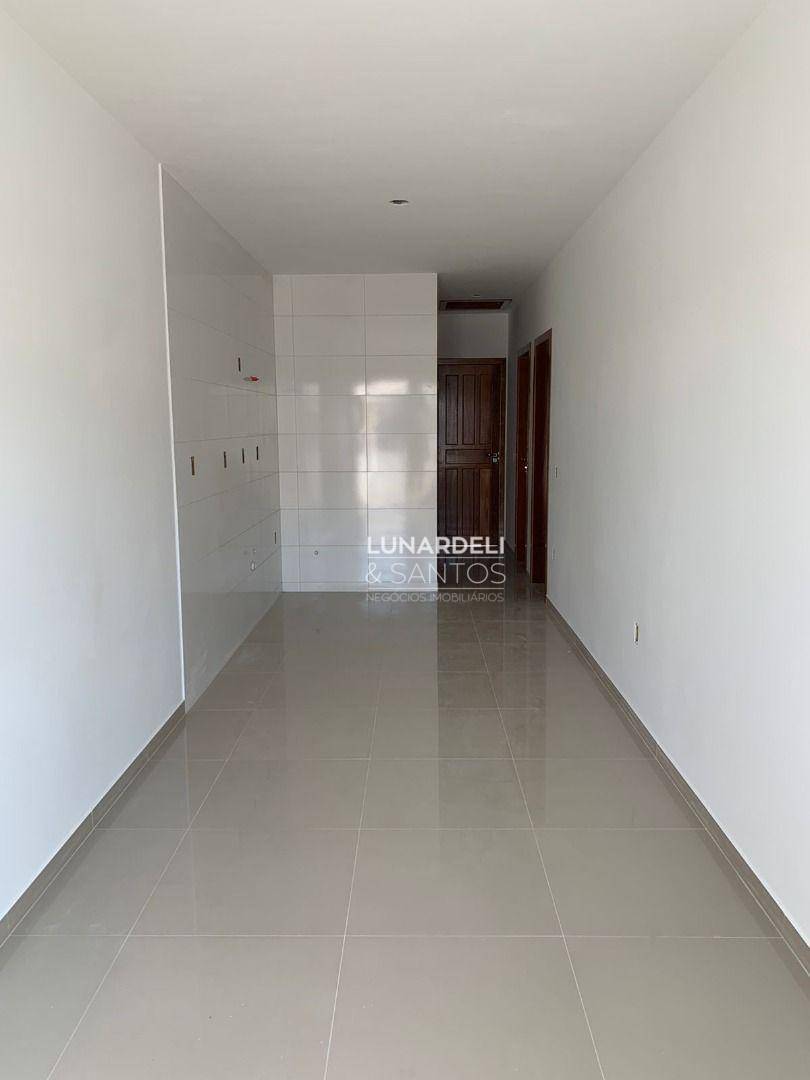 Casa à venda com 2 quartos, 49m² - Foto 12