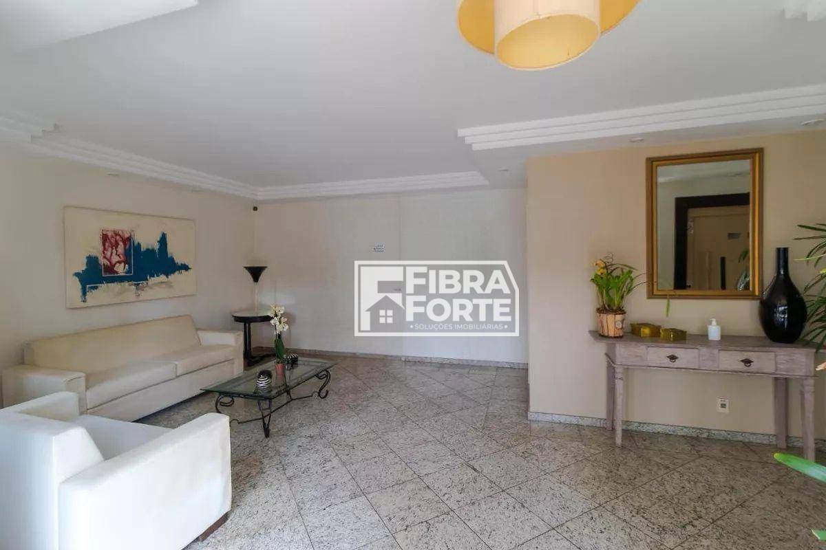 Apartamento à venda com 3 quartos, 145m² - Foto 9