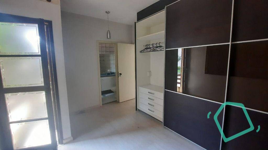 Casa de Condomínio à venda com 3 quartos, 250m² - Foto 36