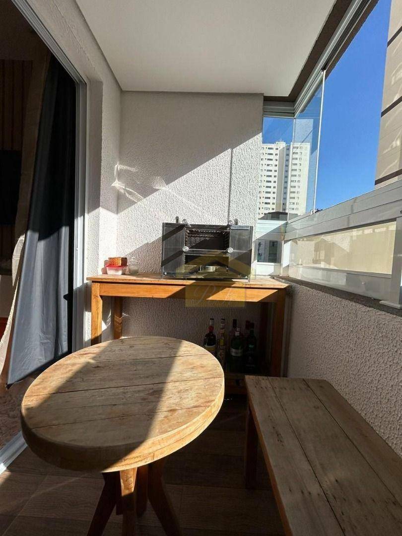 Apartamento à venda com 2 quartos, 45m² - Foto 4