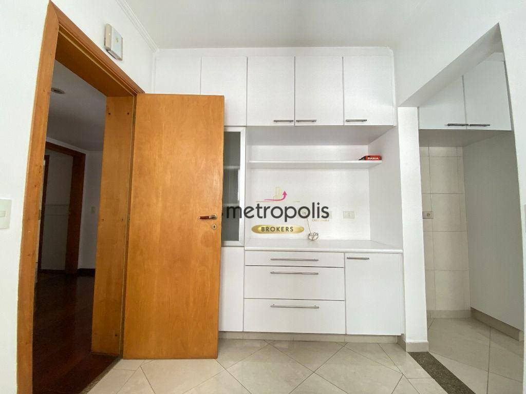 Apartamento à venda com 4 quartos, 196m² - Foto 12