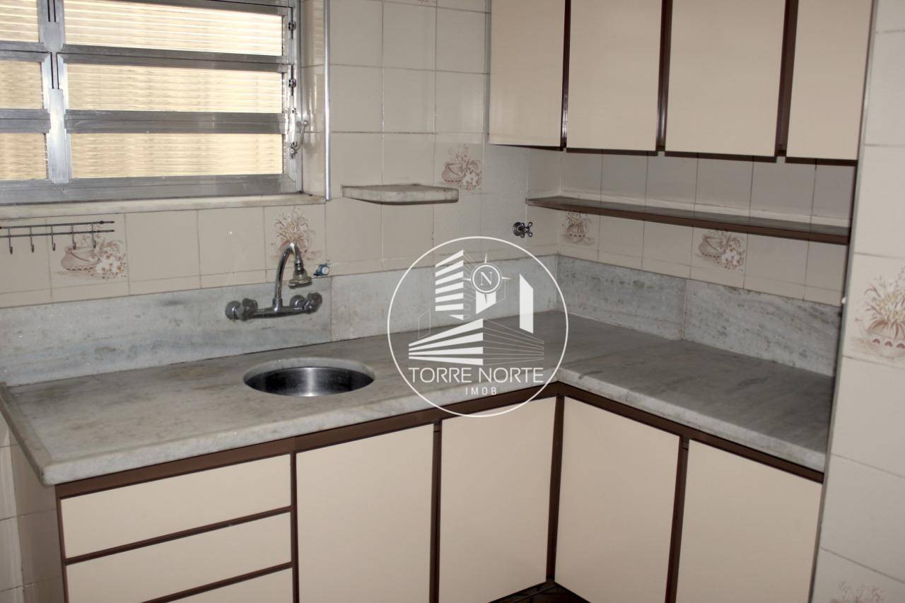 Sobrado à venda com 3 quartos, 208m² - Foto 30