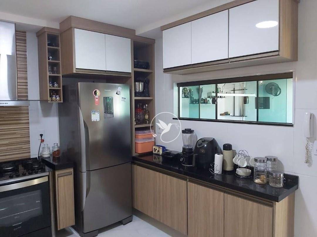 Casa de Condomínio à venda com 4 quartos, 160m² - Foto 13