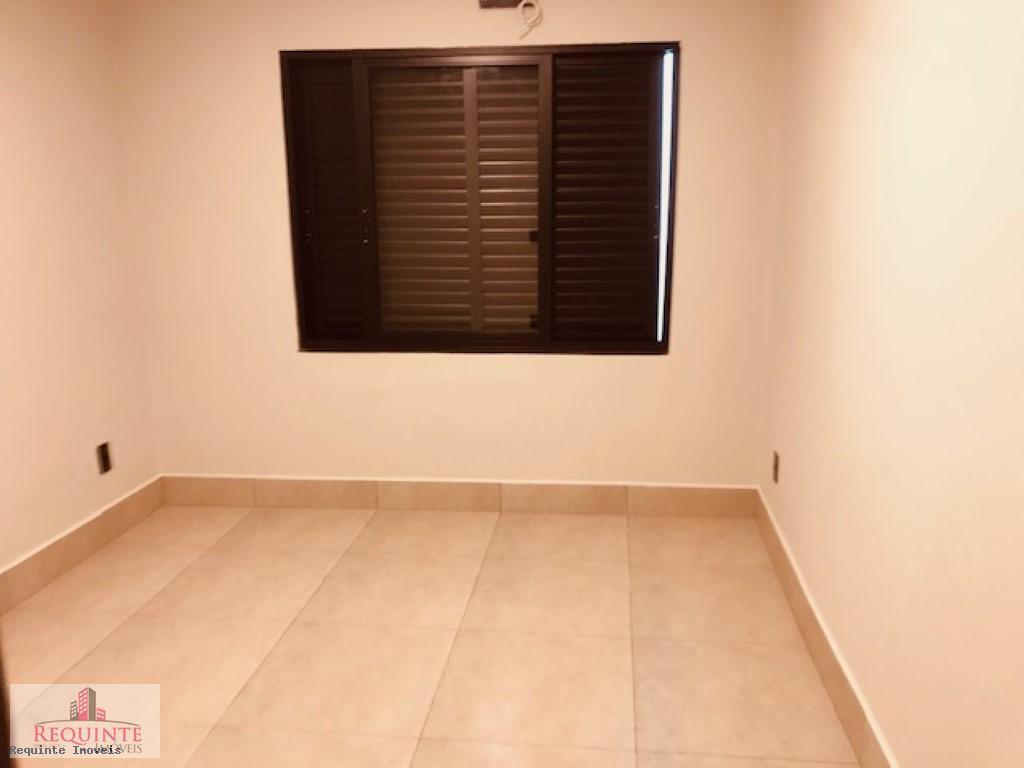 Casa à venda com 4 quartos, 290m² - Foto 32