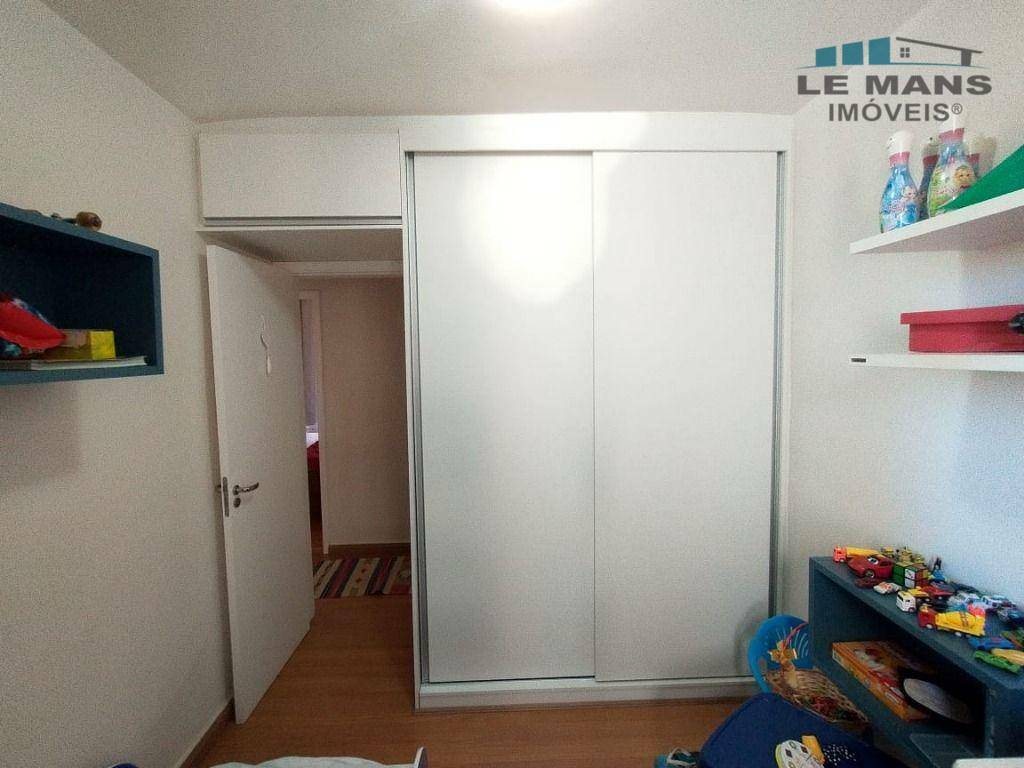 Apartamento à venda com 3 quartos, 85m² - Foto 17