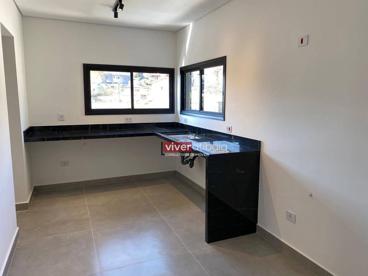 Casa à venda com 3 quartos, 160m² - Foto 5