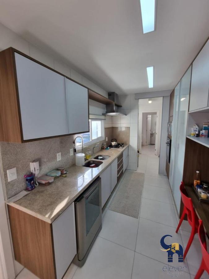 Apartamento à venda com 3 quartos, 188m² - Foto 27