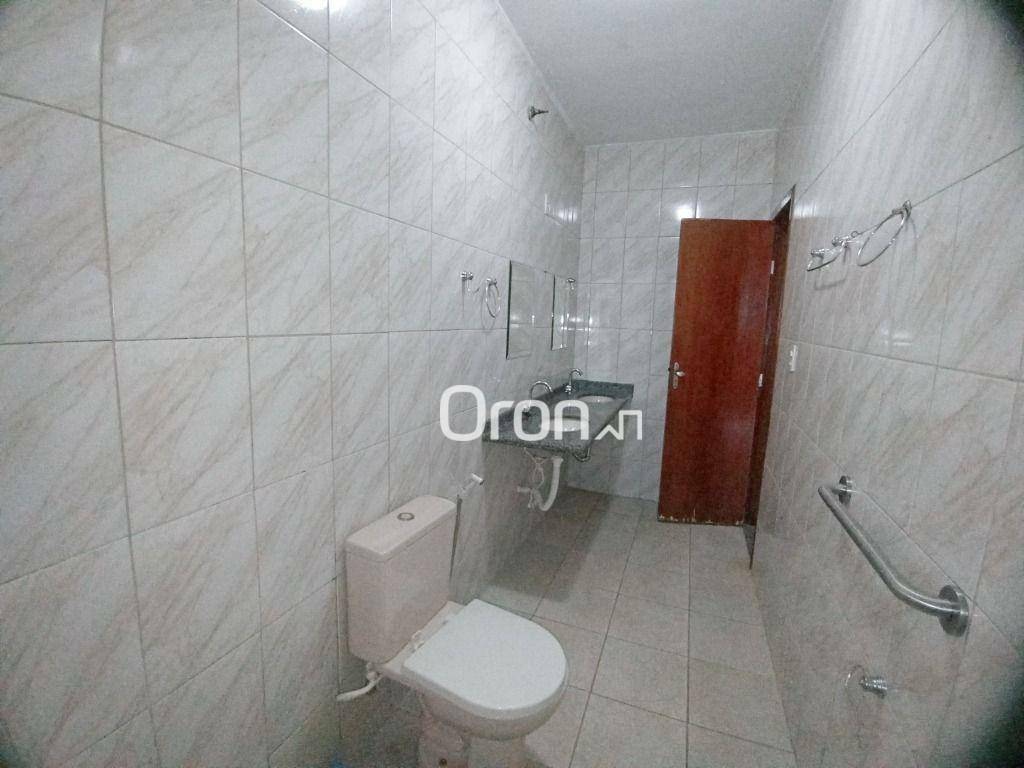 Sobrado à venda com 2 quartos, 290m² - Foto 9