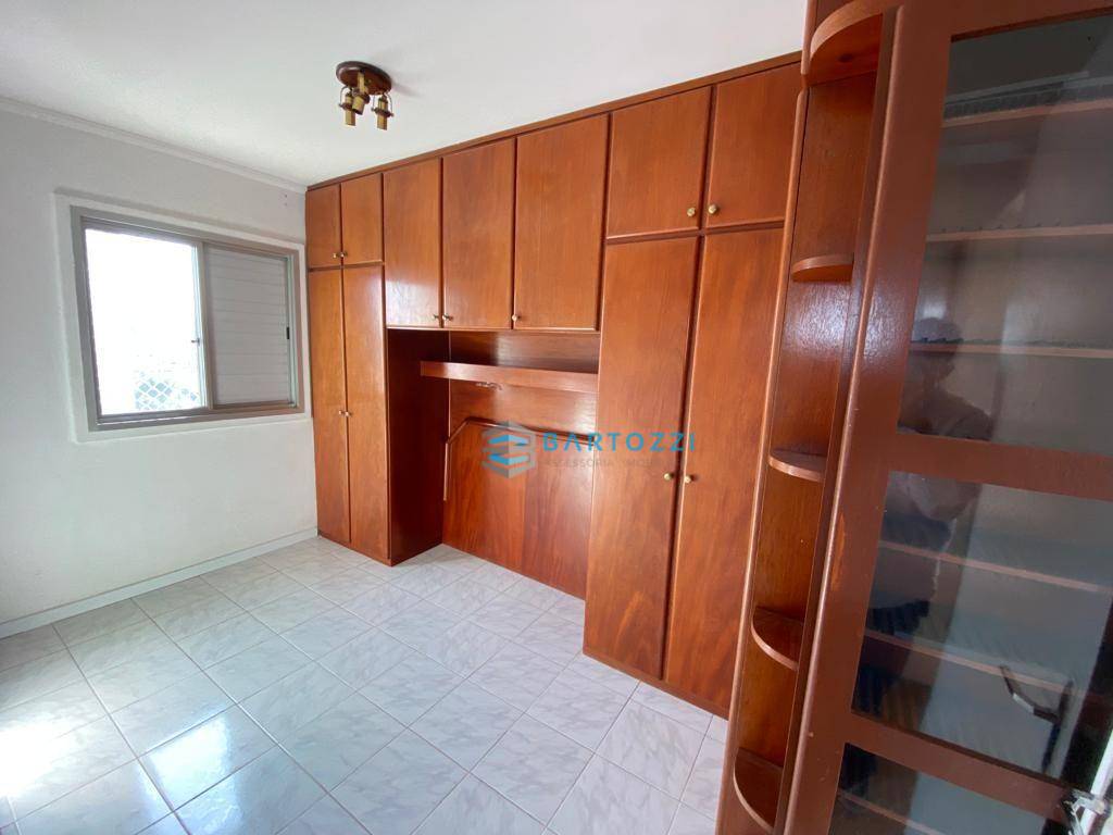 Apartamento para alugar com 2 quartos, 51m² - Foto 12